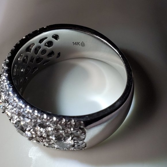 Beautiful design 14K white gold diamond ring - Picture 7 of 9